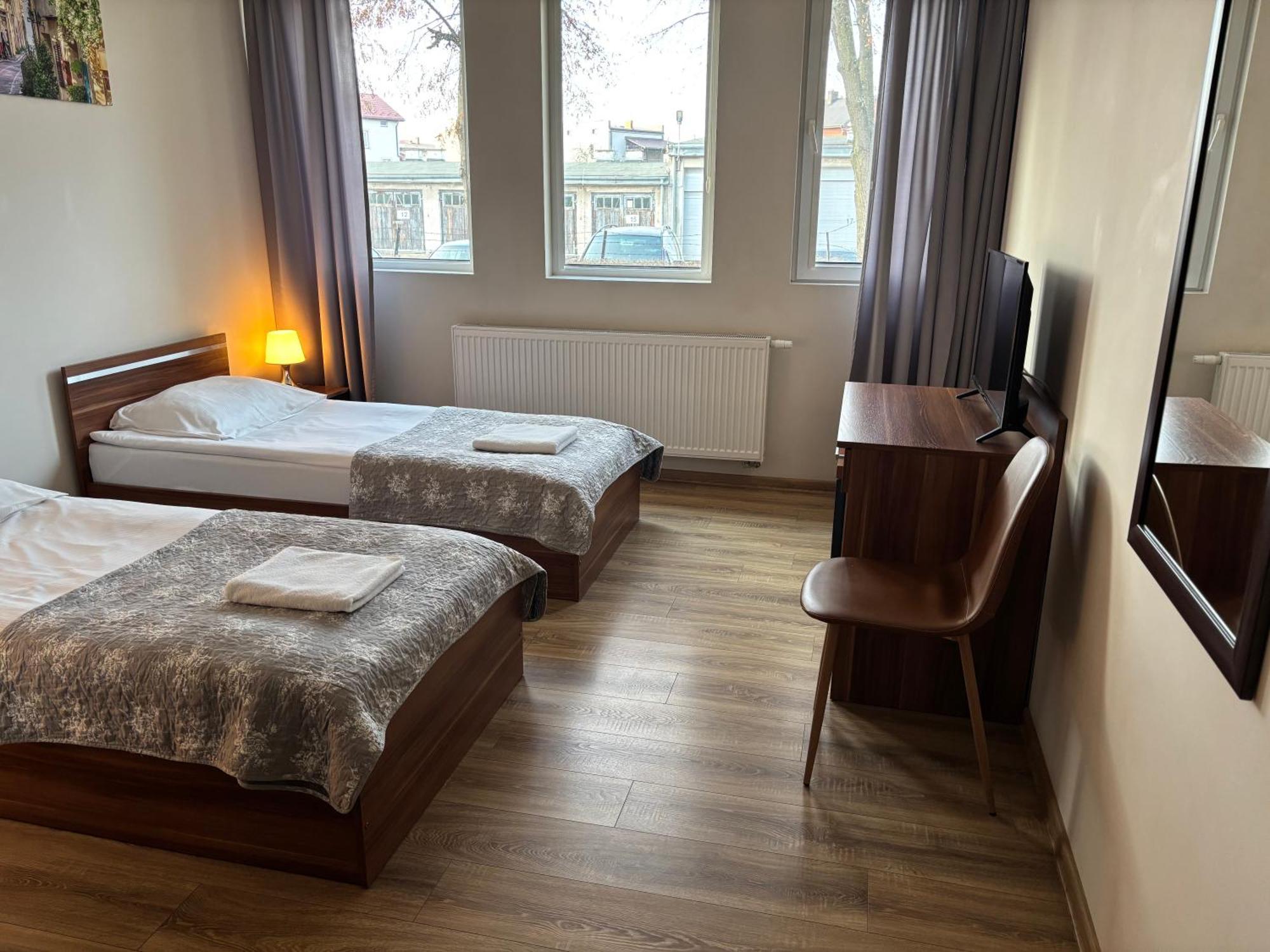 M&A Guest Rooms Ломжа Екстер'єр фото